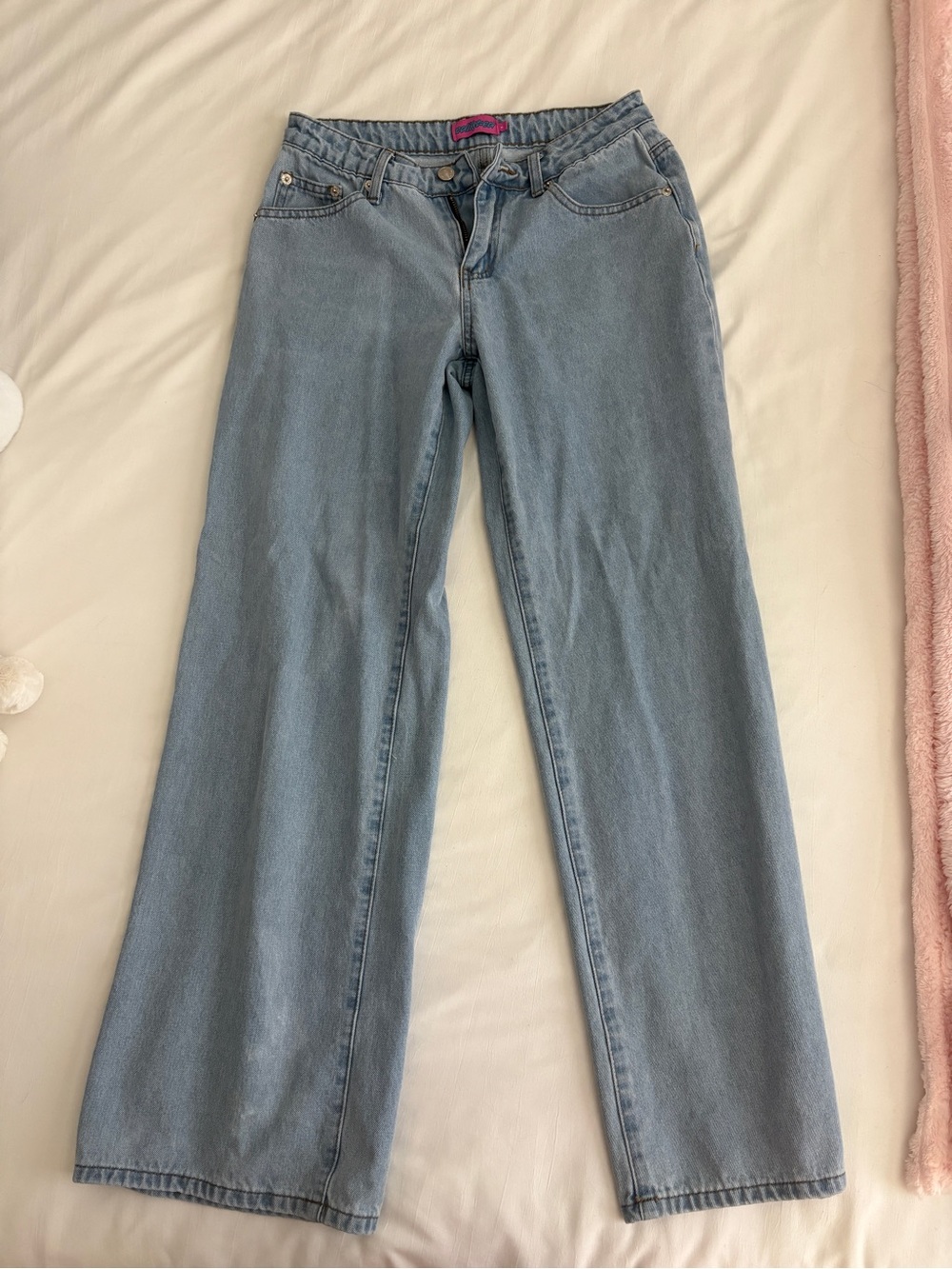 Edikted Low Rise Baggy Light Blue Jeans Size Small - Picture 4 of 6